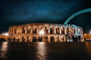 Verona: arena, ki je prizorišče opernih predstav